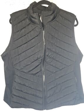 Fabletics Black Quilted Sleeveless Puffer Vest